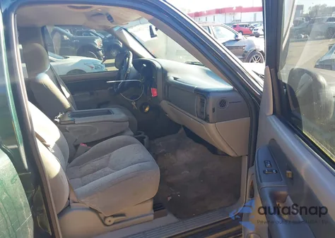 2003 Chevrolet Tahoe Ls из США, поврежденный, VIN 1GNEK13V13J302206